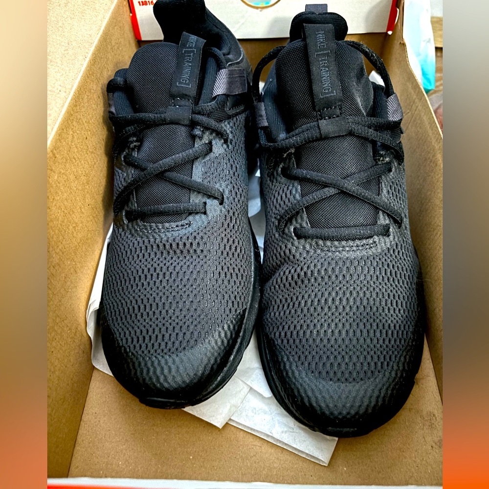 Brand new Woman’s Nike Legend Essential sneakers